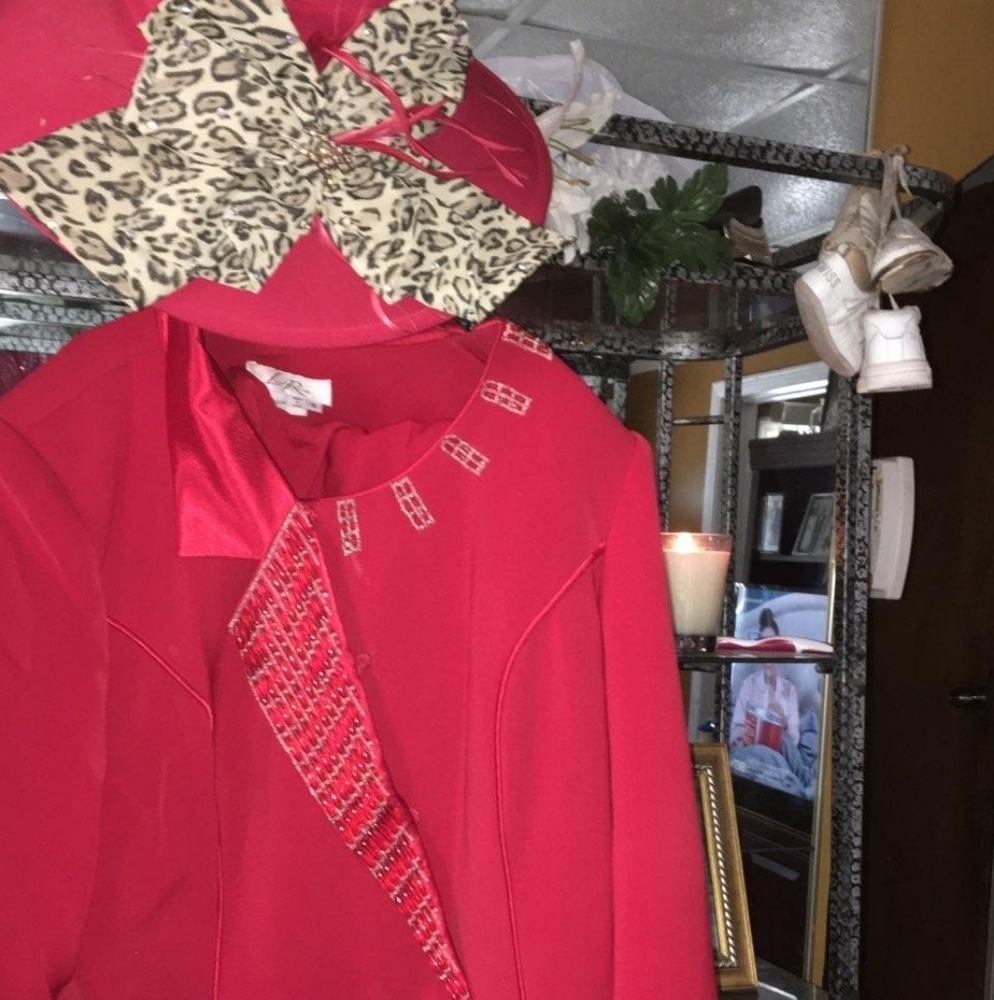 I'm selling a Lisa Rene skirt set.